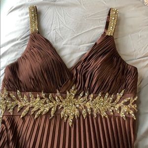 camille le vie formal gown